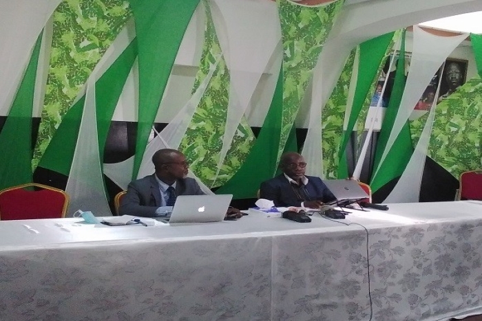 Le District autonome des Montagnes initie des prix pour récompenser les acteurs de développement... : Pluie orageuse de bénédictions .